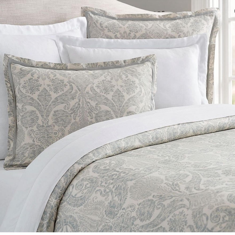 Pottery Barn Samantha Damask Duvet & two standard shams